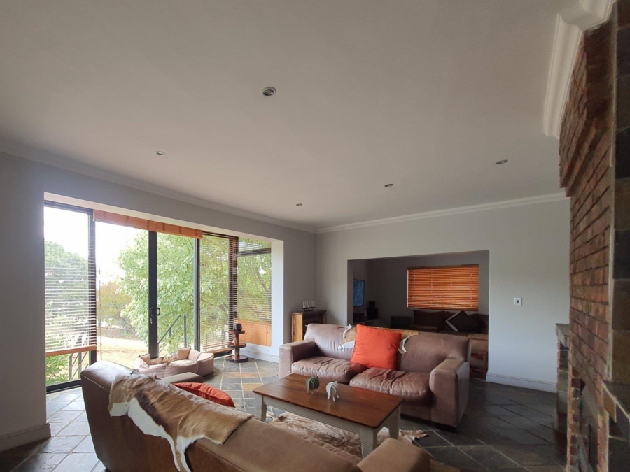 To Let 3 Bedroom Property for Rent in Oude Westhof Western Cape